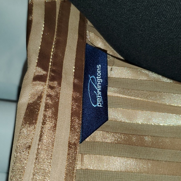 Gold Blouse 😍 - Picture 5 of 6